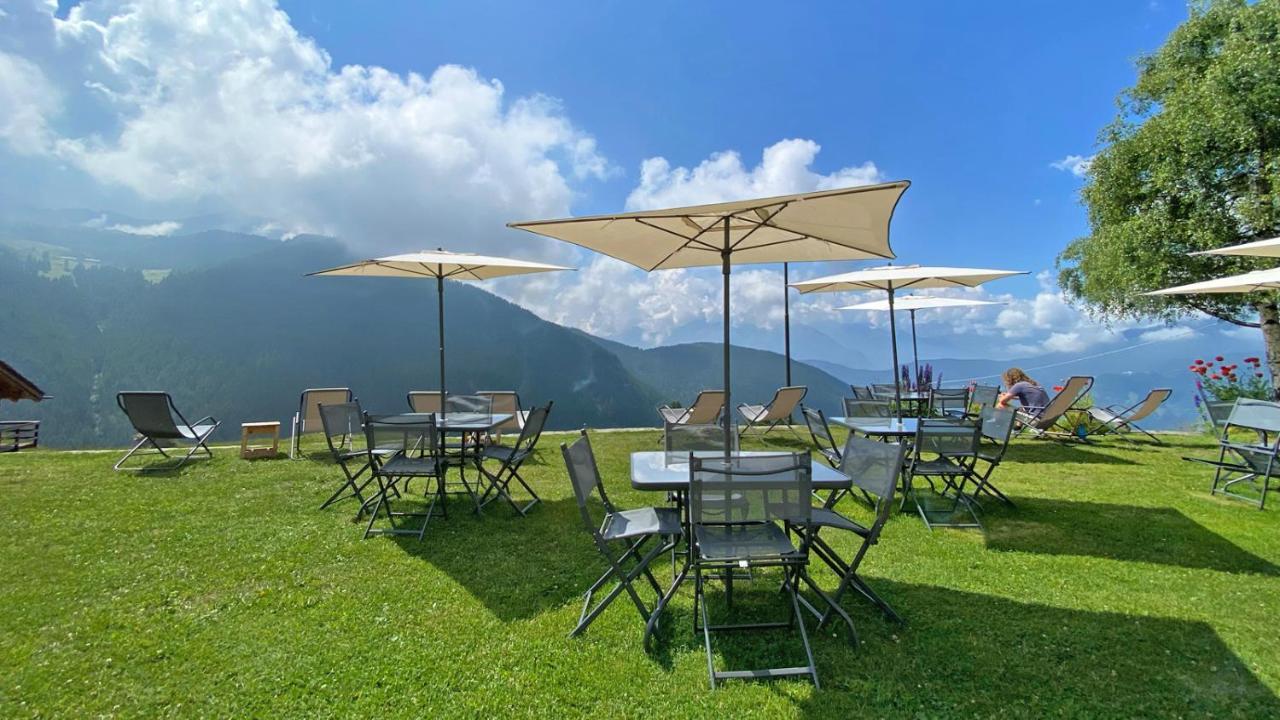 Locanda Ristorante Bar Del Lago Chamois Exterior foto