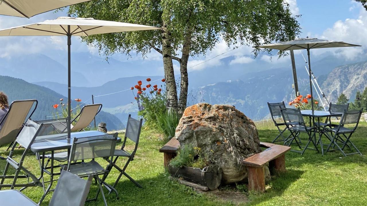 Locanda Ristorante Bar Del Lago Chamois Exterior foto